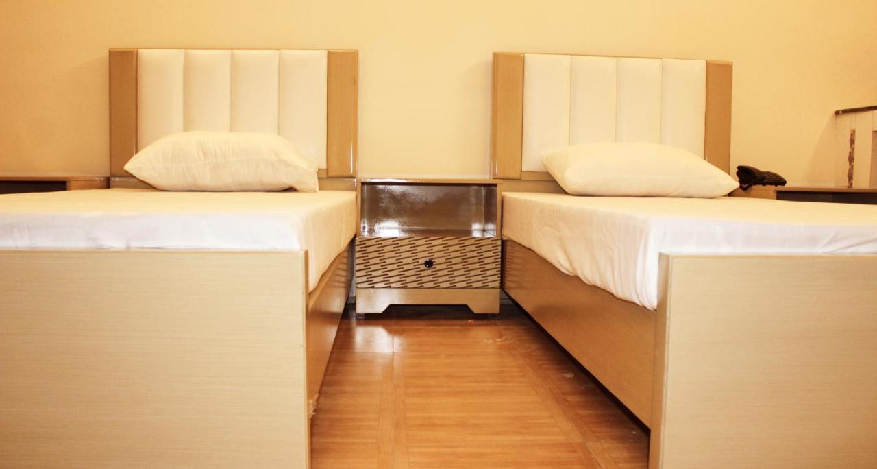 Hotel Visit Inn Executive Лахор Экстерьер фото
